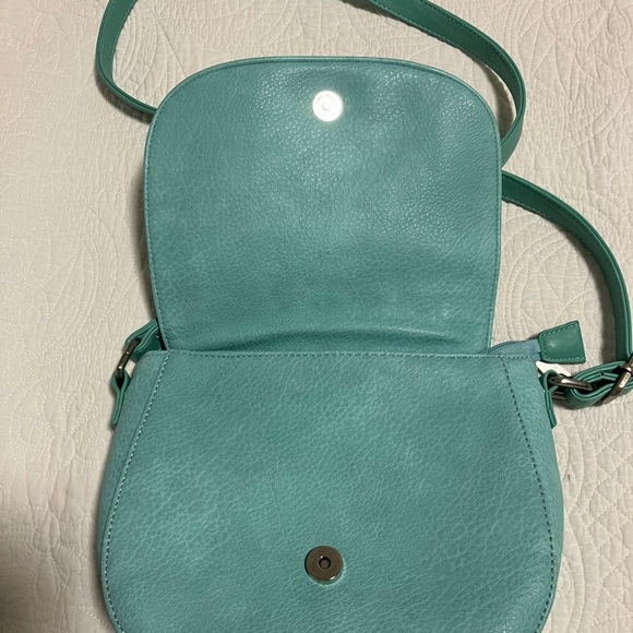 Dion Crossbody Bag - Picture 3 of 8